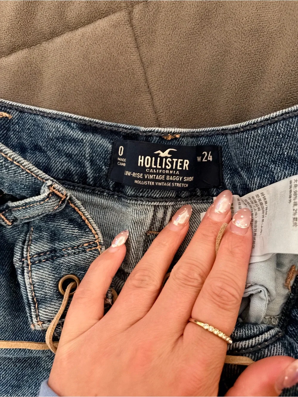 Hollister 2000’s Tie Front Blue Denim Low-Rise Baggy Shorts